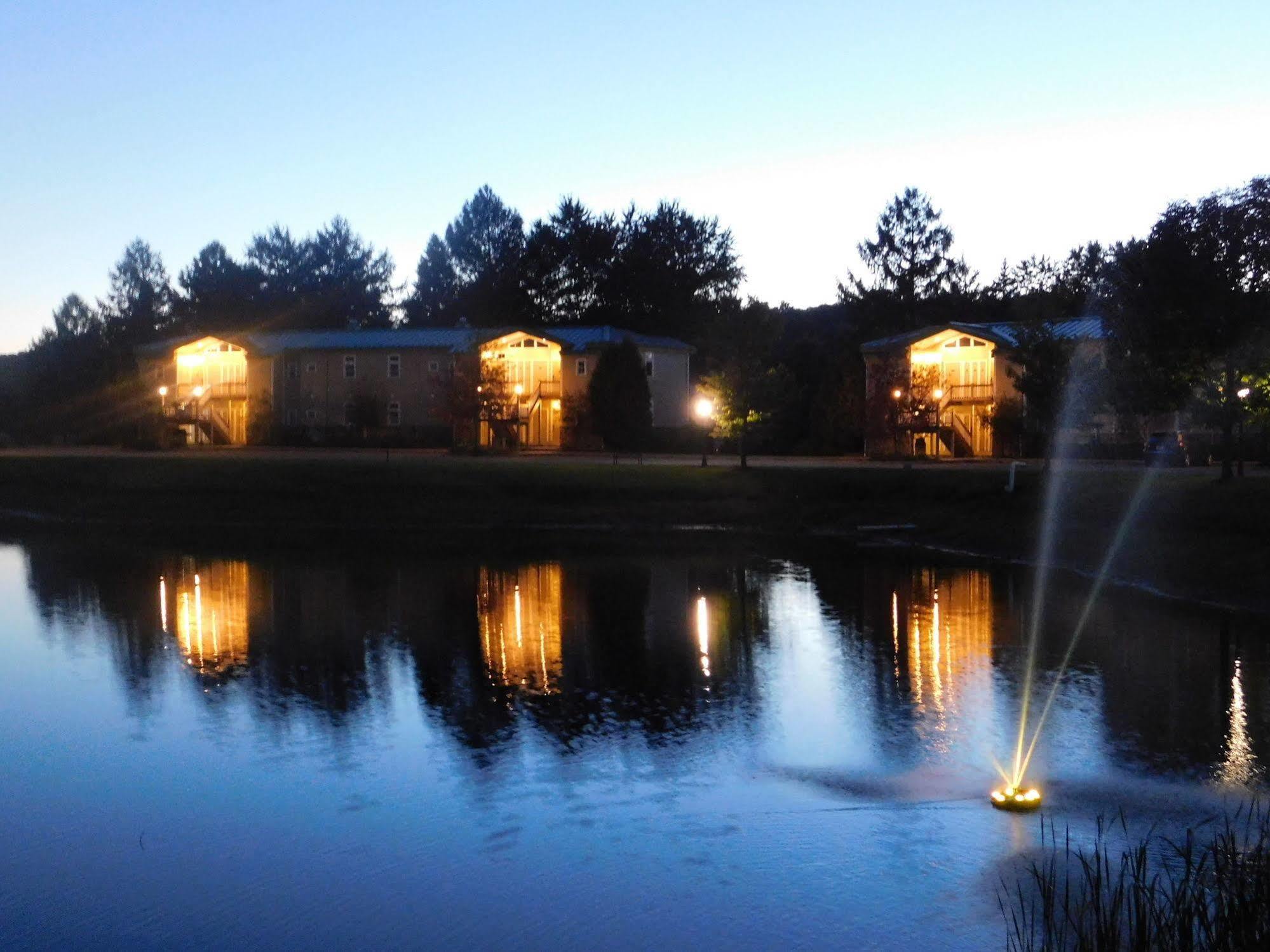 French Creek Fairway Suites At The Peak מראה חיצוני תמונה